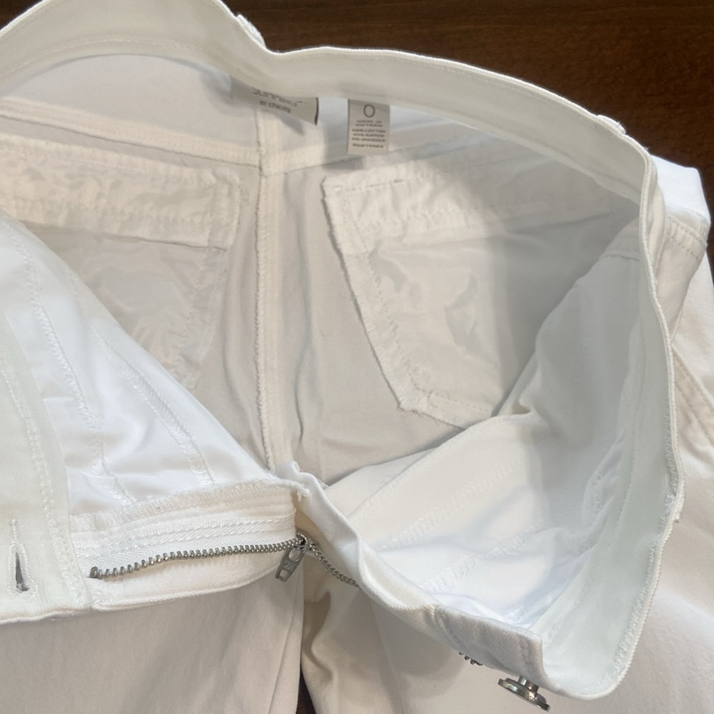 Sale! Chico's So Slimming White Denim Jeans. size Small/4 (Chico size 0). - Picture 10 of 11
